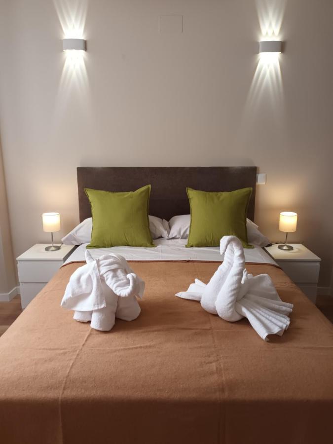 La Casona Del Eboni Apartment Alcala de Henares Luaran gambar