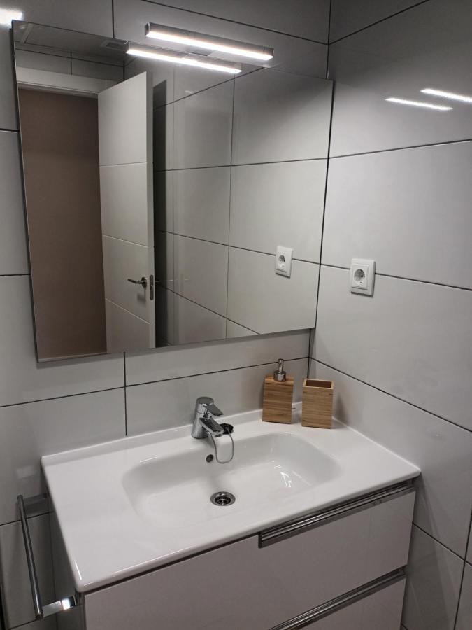 La Casona Del Eboni Apartment Alcala de Henares Luaran gambar