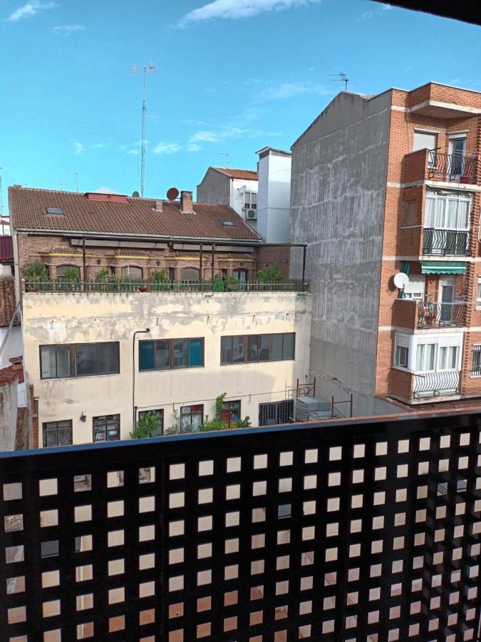La Casona Del Eboni Apartment Alcala de Henares Luaran gambar